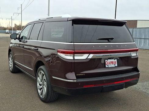 Used 2023 Lincoln Navigator Reserve AWD/4WD image 4