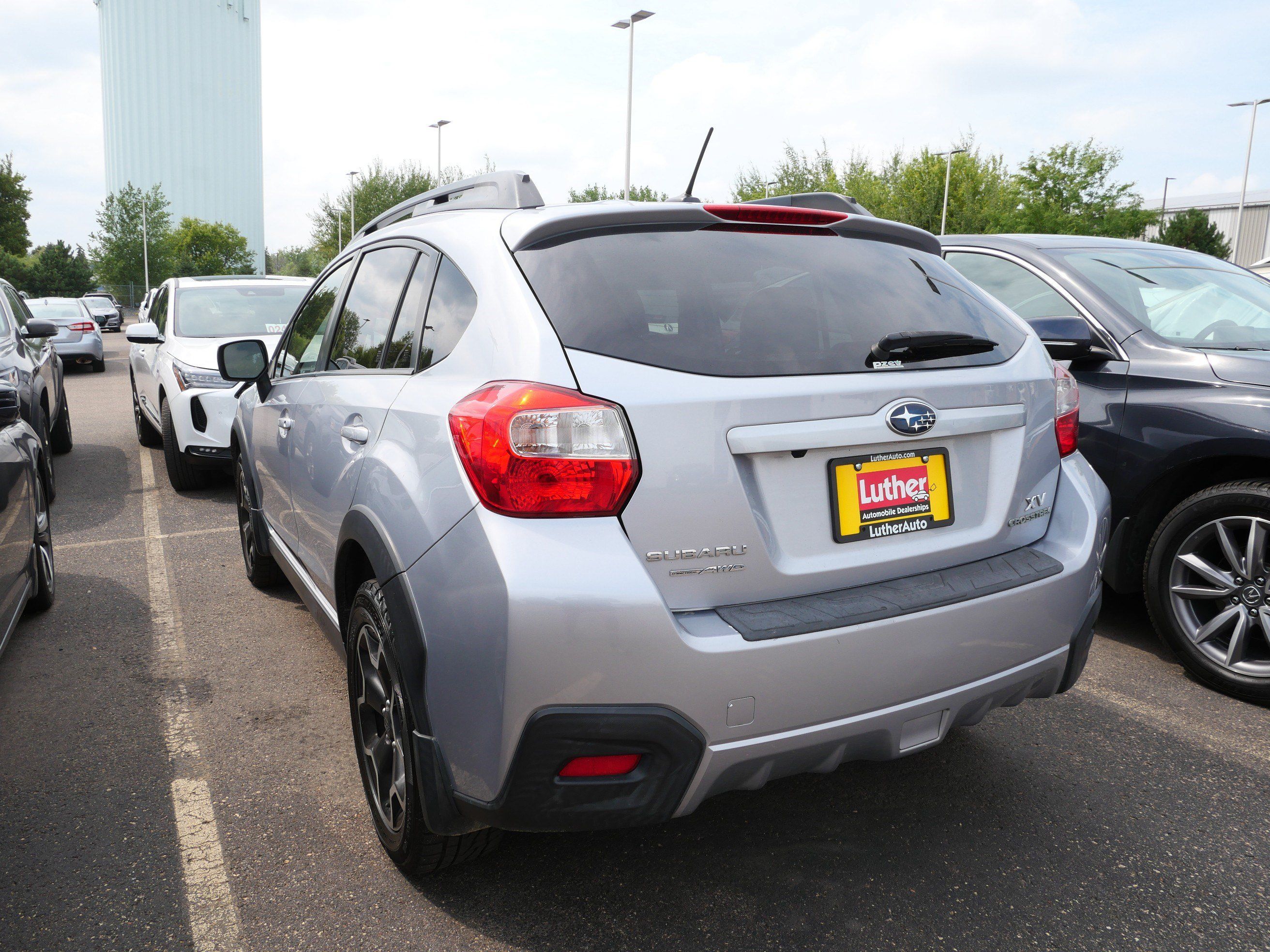 Used 2014 Subaru Crosstrek 2.0i Limited AWD/4WD image 5