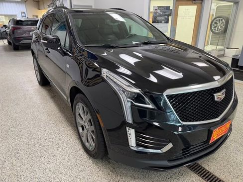 Used 2021 Cadillac XT5 Sportv w/ LPO, Floor Liner Package image 4