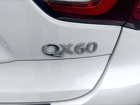 Used 2018 INFINITI QX60 Luxe w/ Premium Plus Package AWD/4WD image 10