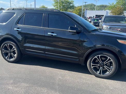 Used 2014 Ford Explorer Sport w/ Equipment Group 401A AWD/4WD image 3