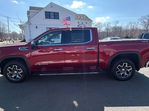Certified 2022 GMC Sierra 1500 SLT w/ Max Trailering Package AWD/4WD image 4