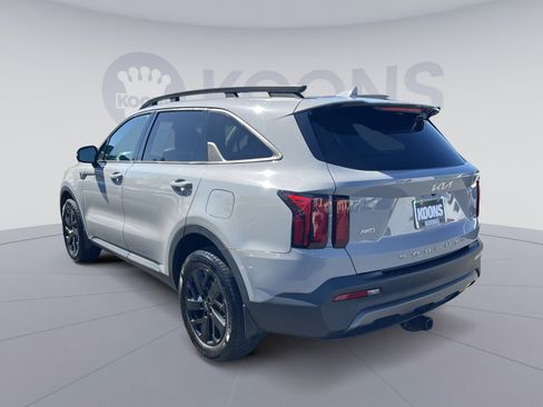 Used 2022 Kia Sorento S w/ Panoramic Sunroof Package AWD/4WD image 14