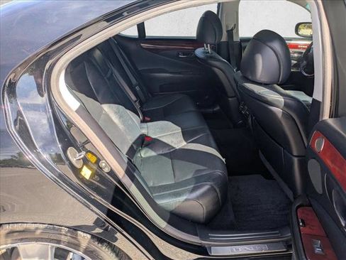 Used 2012 Lexus LS 460 w/ Luxury Value Edition image 18