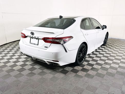 Used 2022 Toyota Camry XSE w/ Navigation Package FWD image 3