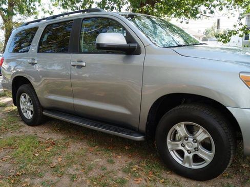 Used 2008 Toyota Sequoia SR5 image 13