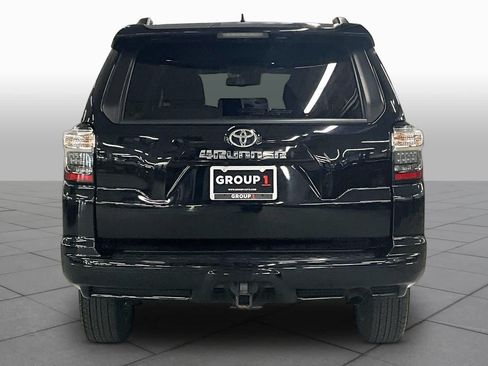 Used 2022 Toyota 4Runner TRD Sport w/ Technology Package AWD/4WD image 5
