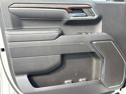 Used 2023 GMC Sierra 1500 Elevation image 16