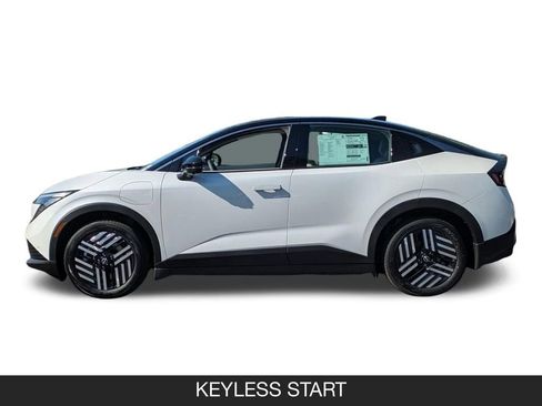 New 2026 Nissan Leaf SV+ w/ Floor Mat Package (SV+) FWD image 5