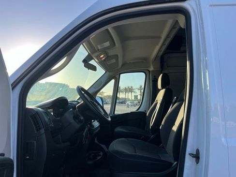 Used 2021 RAM ProMaster 1500 w/ Premium Appearance Group image 5