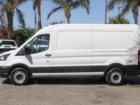 Used 2022 Ford Transit 250 Medium Roof RWD image 5