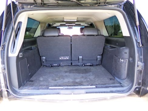 Used 2013 GMC Yukon XL Denali image 6