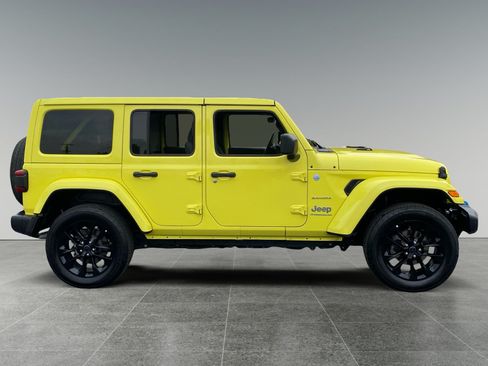 Used 2024 Jeep Wrangler Unlimited Sahara AWD/4WD image 6