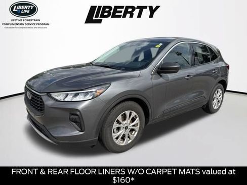 Used 2023 Ford Escape Active w/ Cold Weather Package FWD image 4