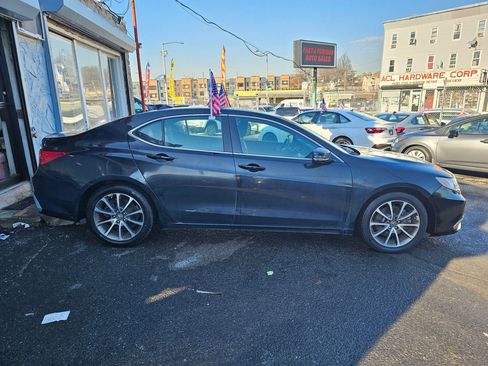 Used 2019 Acura TLX V6 SH-AWD image 3