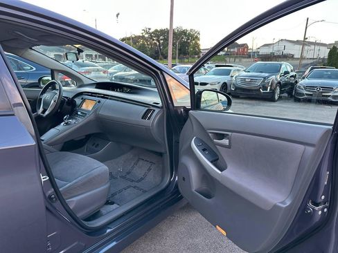 Used 2010 Toyota Prius FWD image 25