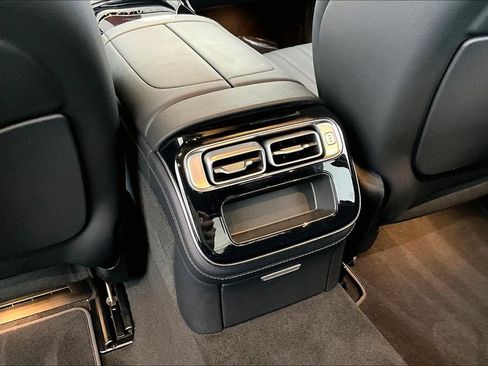 Used 2023 Mercedes-Benz S 500 4MATIC image 29