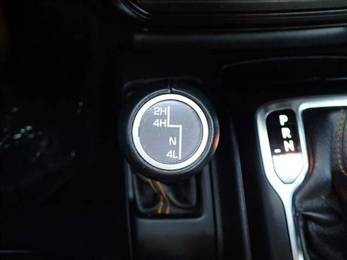 Used 2021 Jeep Wrangler Unlimited Sahara image 21