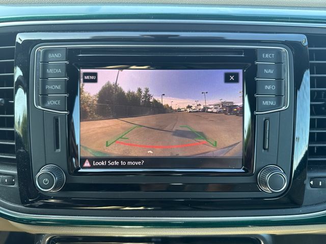 Used 2017 Volkswagen Beetle 1.8T SEL FWD image 23