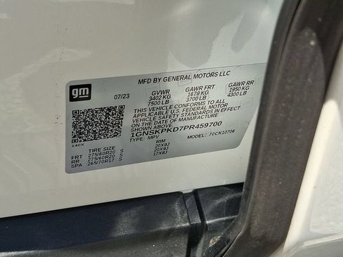 Certified 2023 Chevrolet Tahoe Z71 w/ Luxury Package AWD/4WD image 31