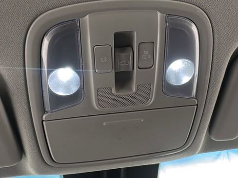 Used 2022 Kia Niro Touring Special Edition image 29