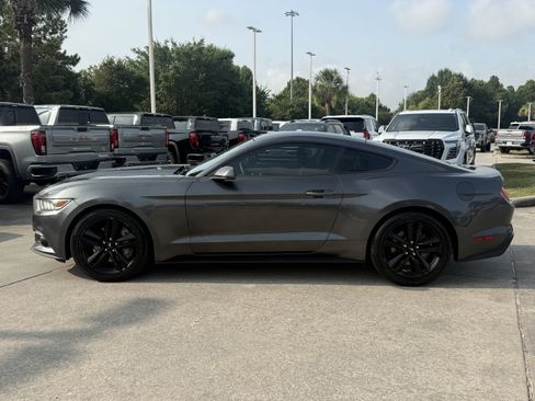 Used 2017 Ford Mustang Premium w/ Ecoboost Performance Package RWD image 8