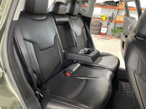 Used 2020 Jeep Compass Latitude w/ Popular Equipment Group AWD/4WD image 19
