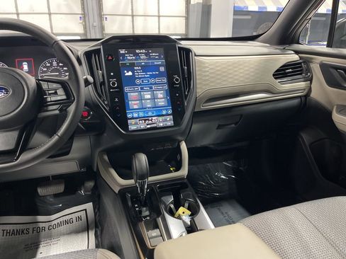 Used 2026 Subaru Forester Premium AWD/4WD image 21
