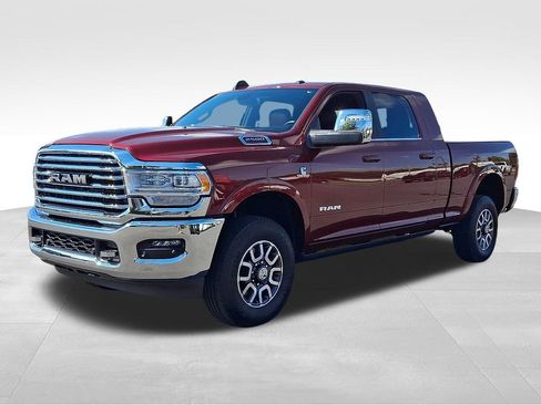 Used 2024 RAM 2500 Limited image 3