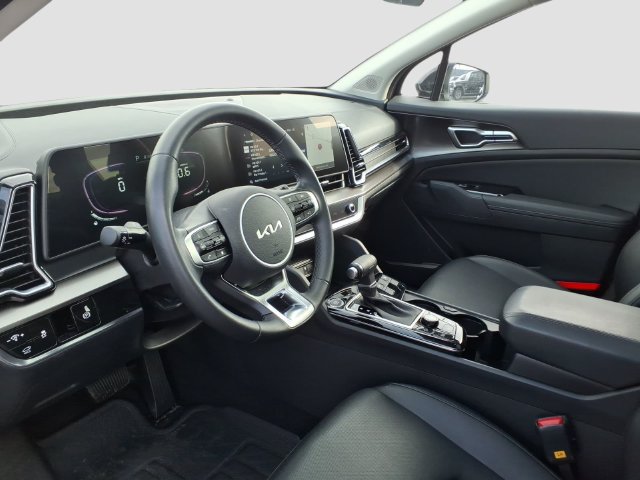 Used 2025 Kia Sportage EX w/ Premium Package AWD/4WD image 26