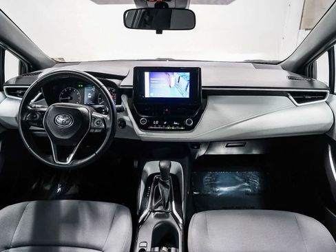 Certified 2025 Toyota Corolla SE FWD image 13