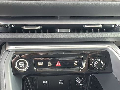 New 2025 Audi Q5 Premium AWD/4WD image 20