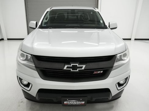 Used 2018 Chevrolet Colorado Z71 image 2