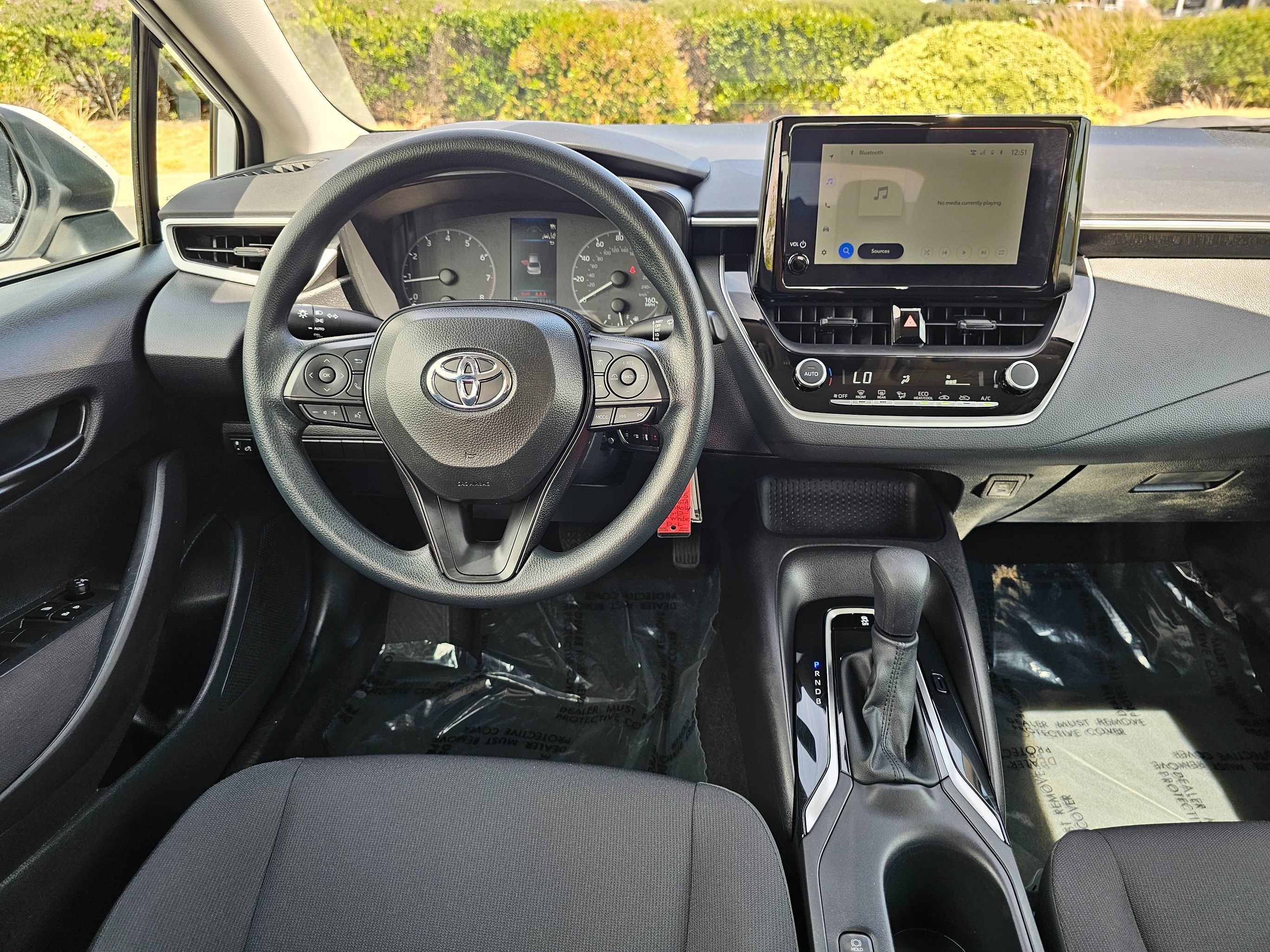Used 2025 Toyota Corolla LE FWD image 21