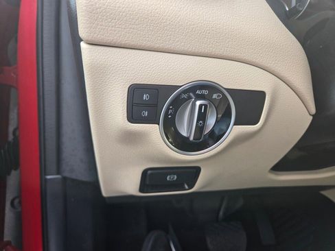 Used 2019 Mercedes-Benz GLA 250 4MATIC image 18