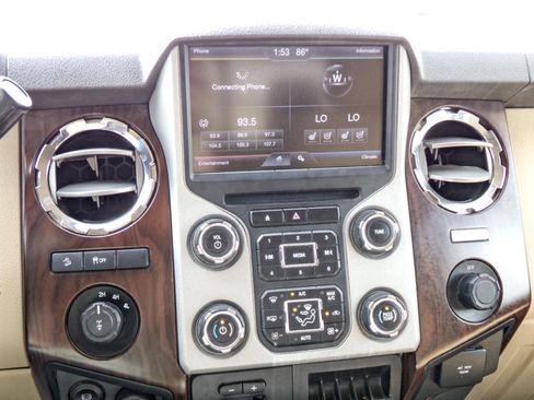 Used 2016 Ford F250 Lariat w/ Chrome Package image 10