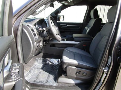 New 2026 RAM 1500 Big Horn AWD/4WD image 12