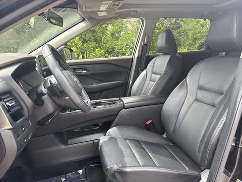 Certified 2023 Nissan Rogue SL w/ SL Premium Package AWD/4WD image 22