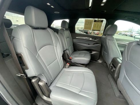 Used 2024 Buick Enclave Essence w/ Experience Buick Package image 28