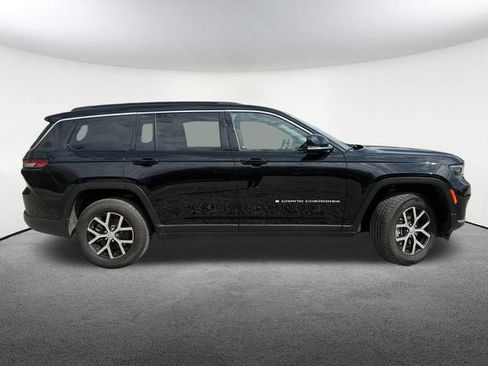Used 2025 Jeep Grand Cherokee L Limited AWD/4WD image 18