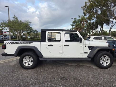 Used 2020 Jeep Gladiator Sport w/ Quick Order Package 24S image 3