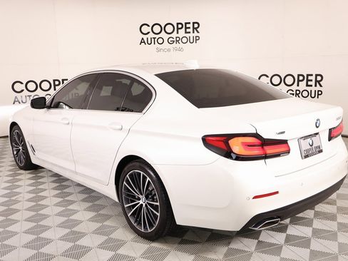 Certified 2023 BMW 530i xDrive w/ Premium Package image 24