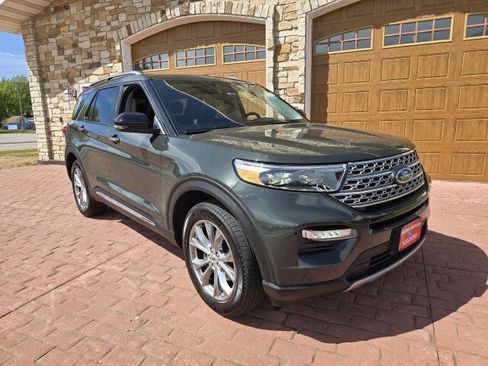 Used 2023 Ford Explorer Limited w/ Equipment Group 301A AWD/4WD image 1