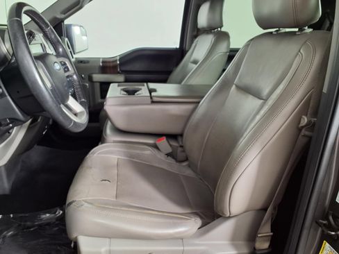 Used 2017 Ford F150 Lariat RWD image 18
