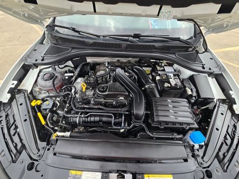 Used 2025 Volkswagen Jetta Sport FWD image 25