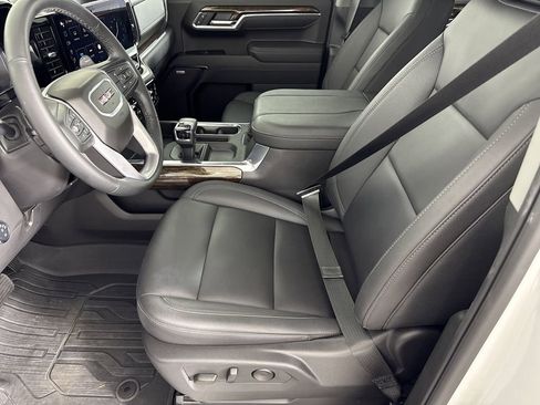 New 2025 GMC Sierra 1500 Elevation w/ Elevation Premium Package image 7
