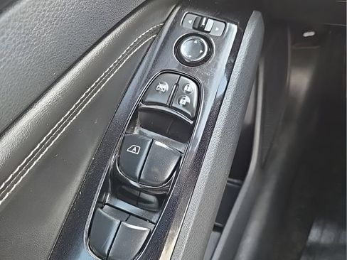 Used 2021 Nissan Altima 2.5 SV FWD image 24