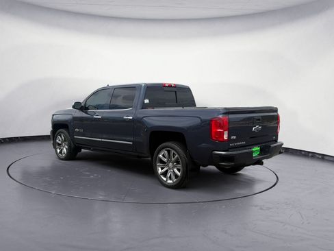 Used 2018 Chevrolet Silverado 1500 LTZ Z71 w/ Centennial Edition AWD/4WD image 4