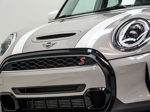 Used 2023 MINI Cooper S w/ Signature Upholstery Package FWD image 2