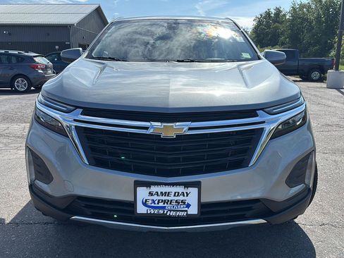 Used 2023 Chevrolet Equinox LT AWD/4WD image 2
